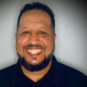 Meet your Posher, Elijah